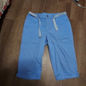 Gloria Vanderbilt 14  waist 36 in rise 11 length 16 1/2 EX COND slimming…